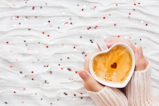 Coffee Day wallpaper: milk heart