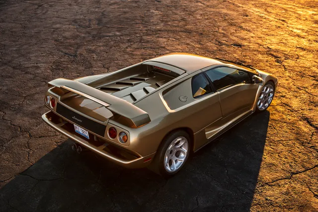 Diablo Dreams wallpaper: lamborghini diablo 60