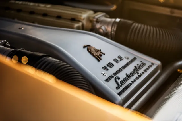 Diablo Dreams wallpaper: lamborghini diablo 60