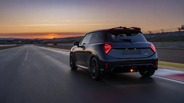 Mini Jcw wallpaper: dusk straight